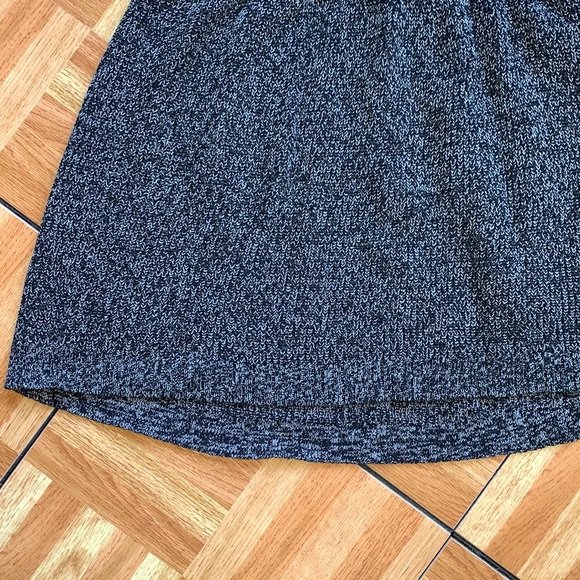 Donated Heather Grey Knit Skirt {Mossimo} - LNC - Picture 4 of 9